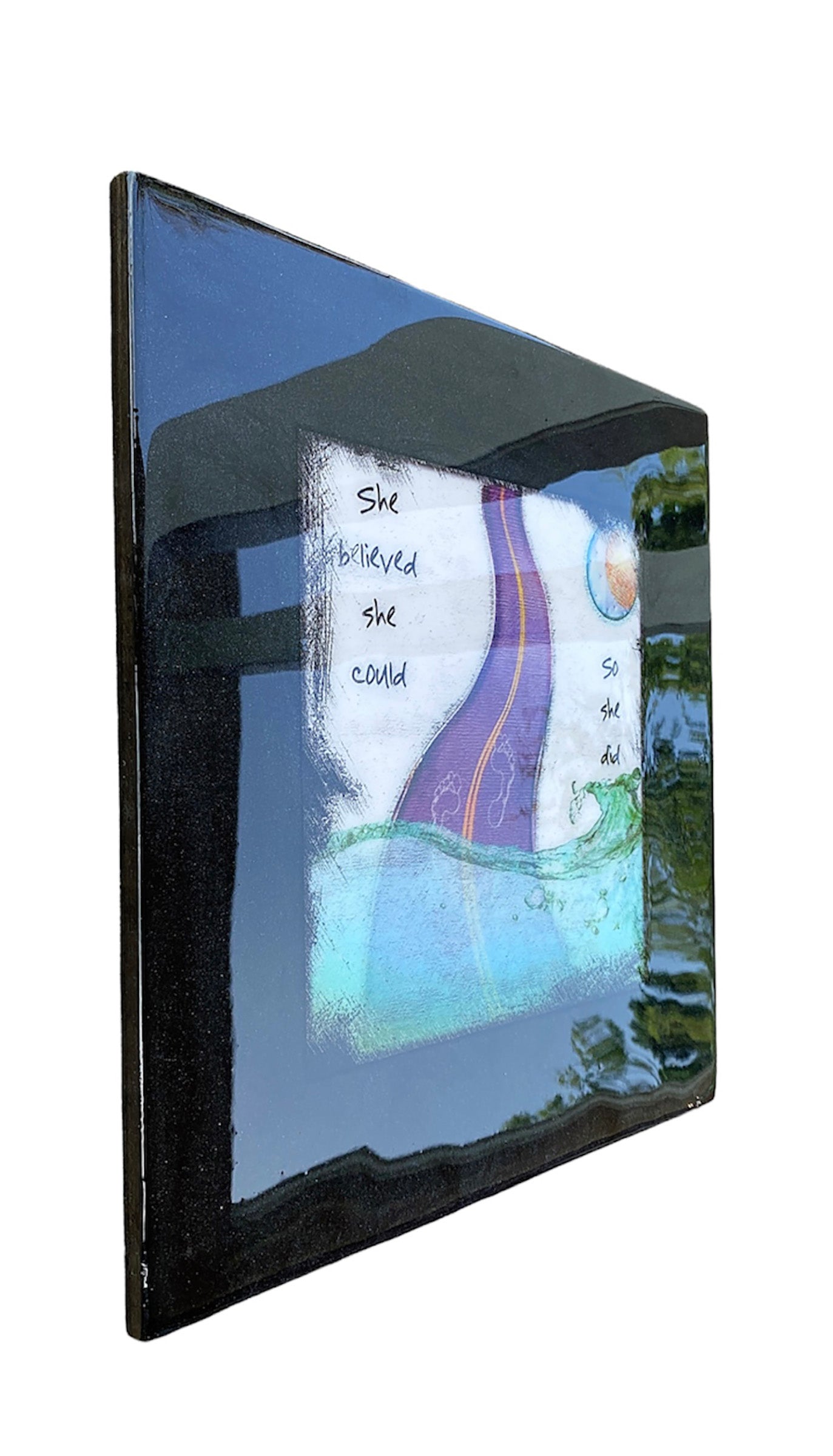 She Believed (16x16)